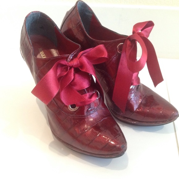 Made in Italy! Cherry RED patent leather shoes Size 7 - Picture 2 of 3
