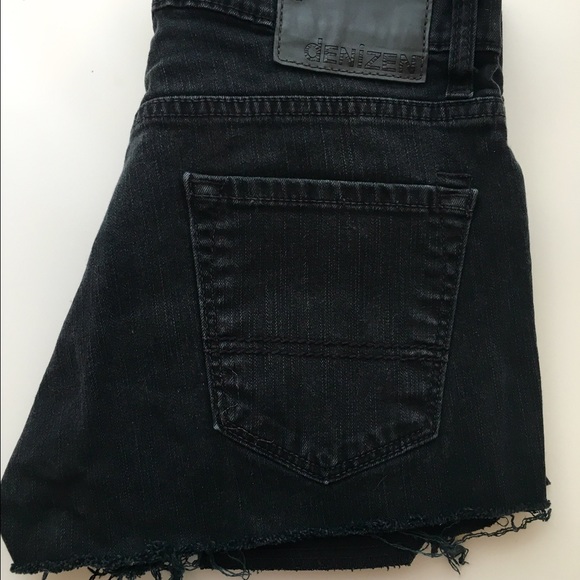 High Wasted Shorts