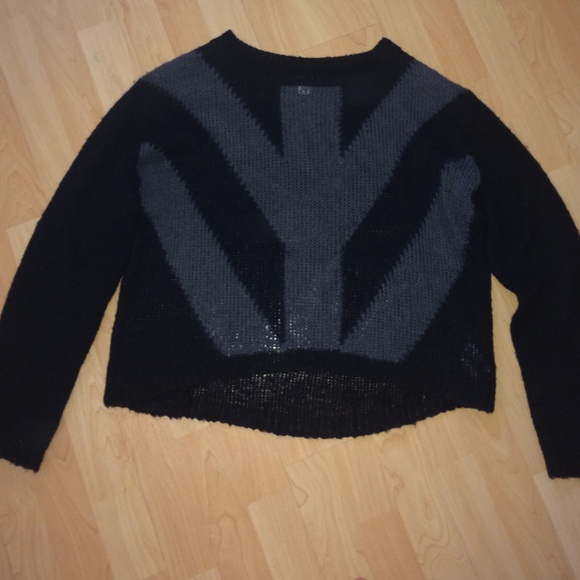 Black knitted sweater with British flag