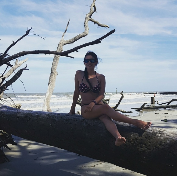 Meet your Posher, Angie - Picture 3 of 3