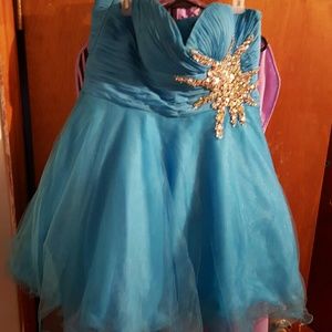 Turquoise  prom-homecoming dress