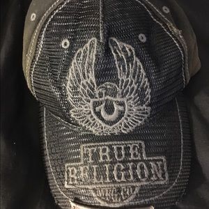 Black/brown TR hat