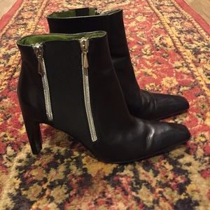 Donald J Pliner ankle boots in black leather
