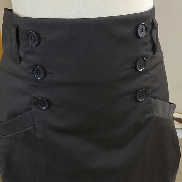 H & M Brown Sailor Style Skirt - Picture 2 of 2