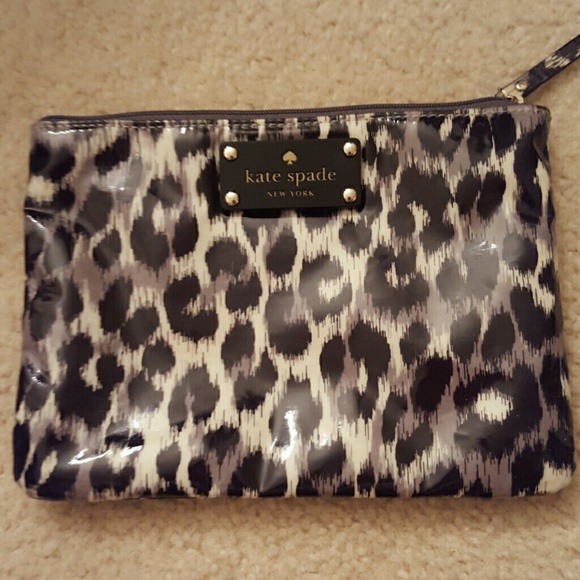 kate spade Handbags - Kate Spade makeup bag.