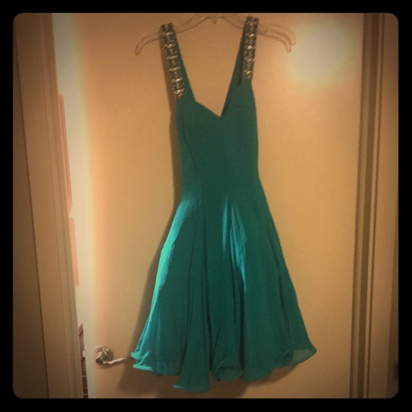 Beautiful teal prom dress! Excellent condition!