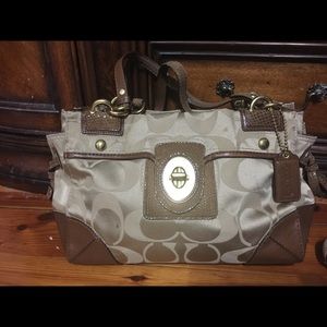 Coach shoulder bag