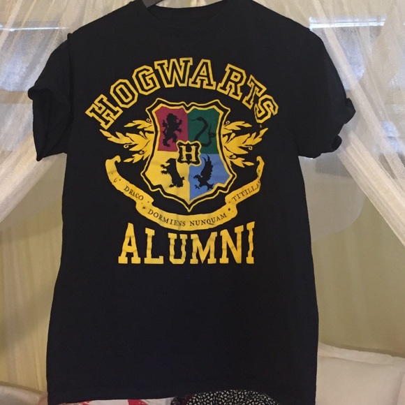 Harry Potter Alumni Tee