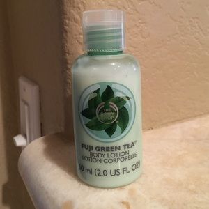 Fiji green tea body lotion and moisturizer