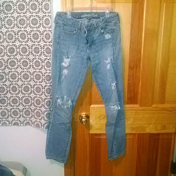 AEO Distressed Jeggings Light Wash