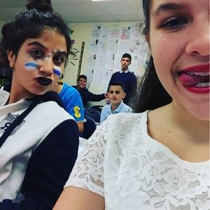 Meet your Posher, Maria