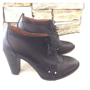 Classic leather, black Ralph Lauren Boot Shoes.