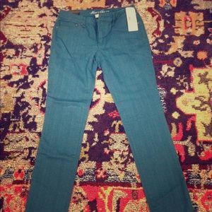 Kenneth Cole turquoise skinny jeans