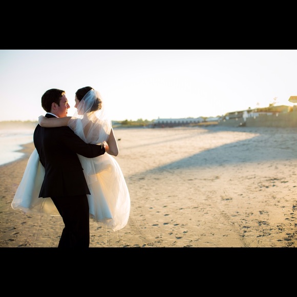 Meet your Posher, Andrea - Picture 3 of 4