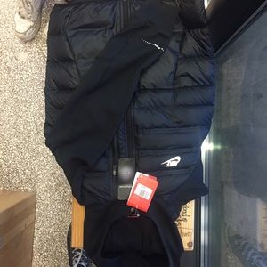 Nike Airloft Tech Boys Large Jacket