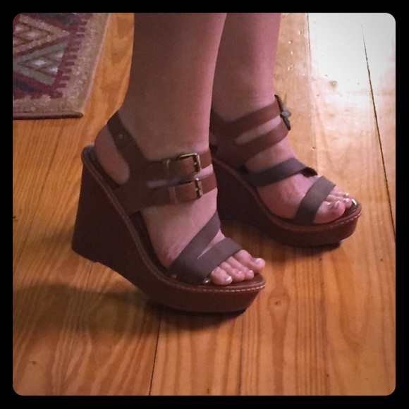 Dolce Vita Brown Strappy Wedges