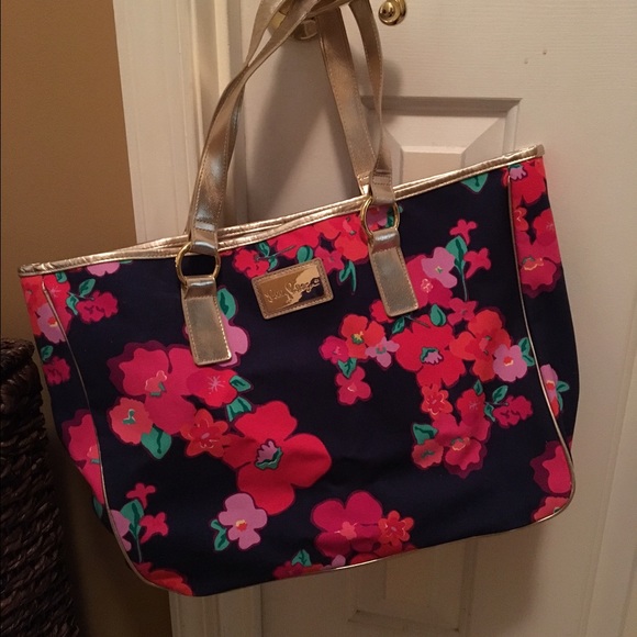 Lilly Pulitzer Handbags - Lily Pulitzer Beach Bag