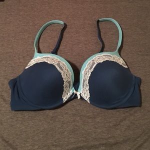36C NWOT Body by Victoria push up
