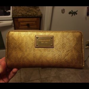 Michael Kors wallet