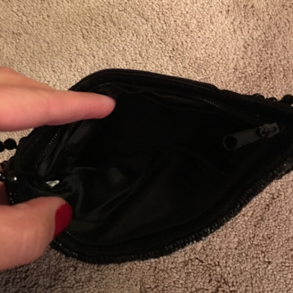 Beaded clutch - Picture 3 of 4