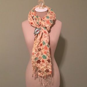 Floral pattern cotton scarf