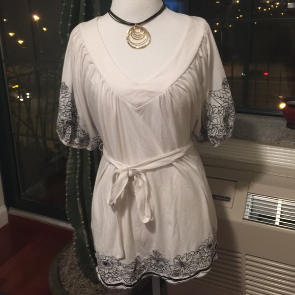 Charlotte Russe Tops - Floral Blouse