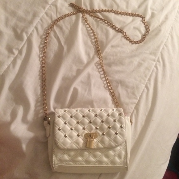 white and gold Charlotte Russe purse