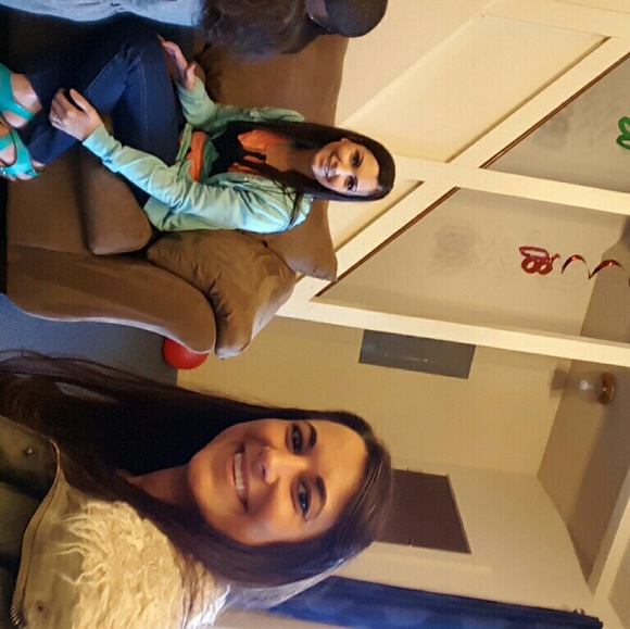 Meet your Posher, Jenna - Picture 1 of 1