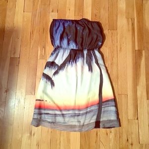 Sunset picture O'neill Strapless dress!!!