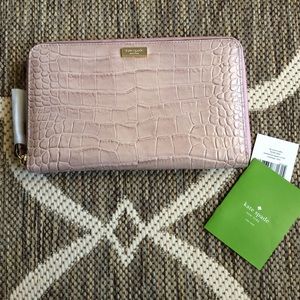 Kate Spade Travel Wallet