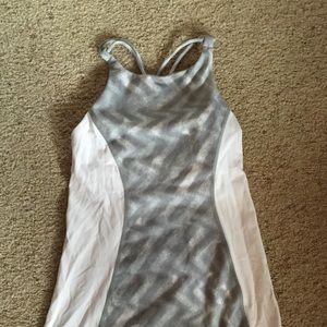 Lululemon workout top