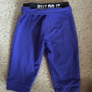 Nike workout legging/shorts