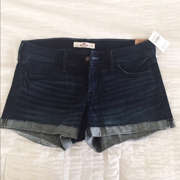 SOLD NWT Hollister Jean Shorts - Picture 1 of 4