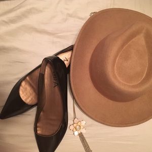 Pointy-Toed MIA Flats