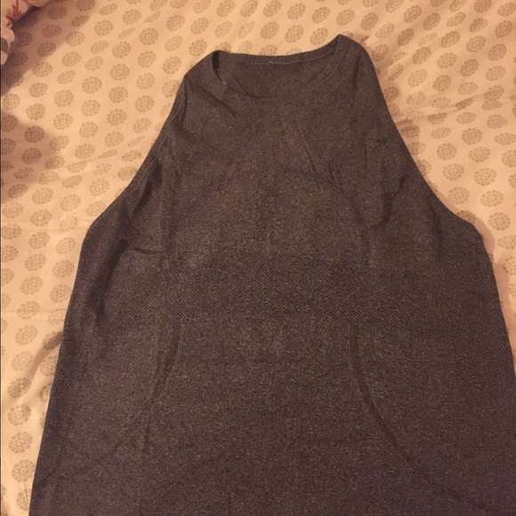 Lululemon high neck tank top