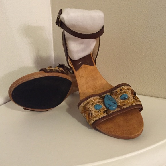 Michael Kors wooden 3" heels