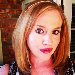 Meet your Posher, Courtney