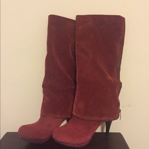Suede cranberry boots