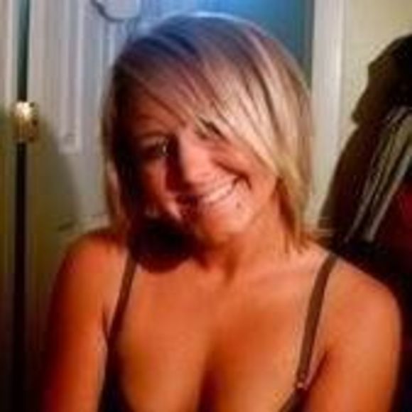 Meet your Posher, Elizabeth - Picture 1 of 1