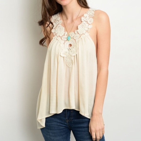 CREAM LACE DETAIL TANK - Picture 2 of 3