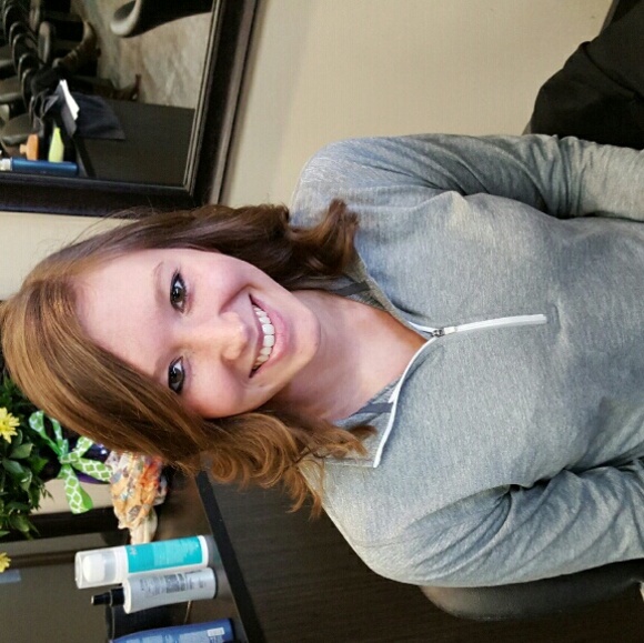 Meet your Posher, Carissa - Picture 1 of 1