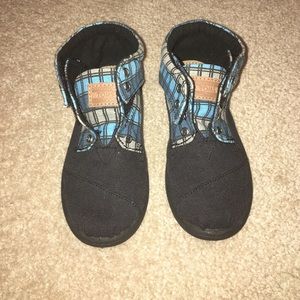 Toms toddler shoes