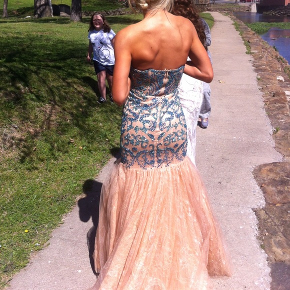 Sherri Hill mermaid prom dress