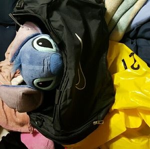 Meet your Posher, Dennis