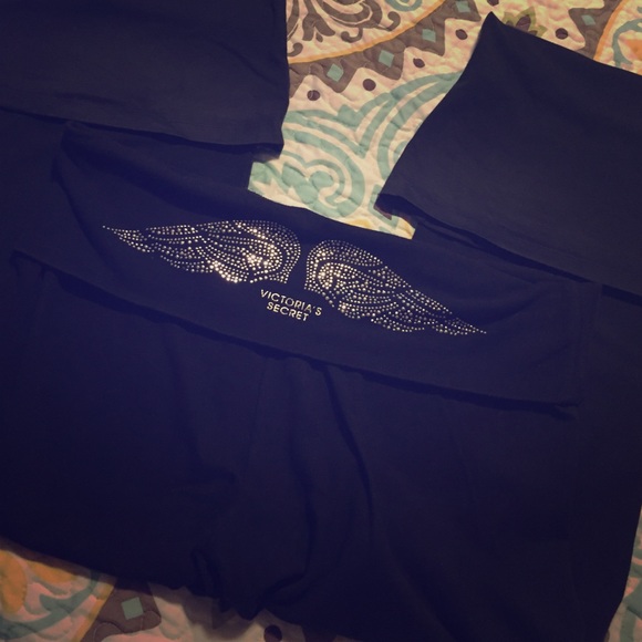 Victoria's Secret angel wing yoga pant