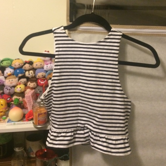 H&M Striped sleeveless crop top