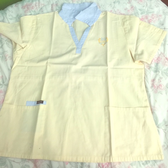 Nursing scrub set