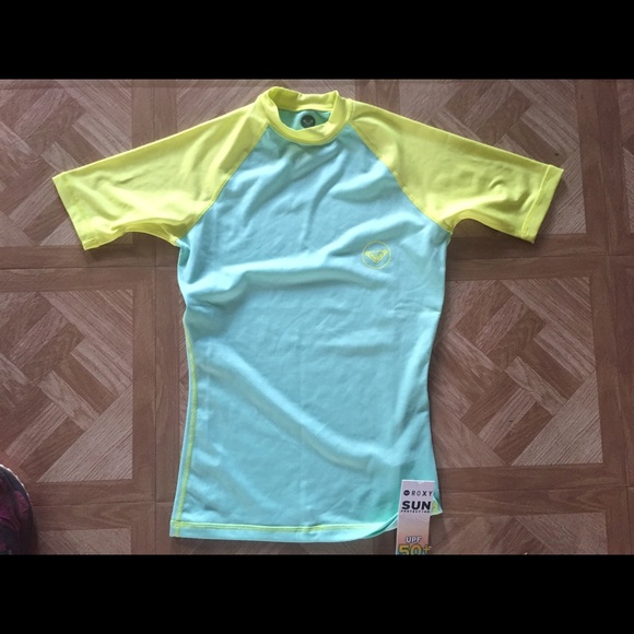 Roxy rash guard!
