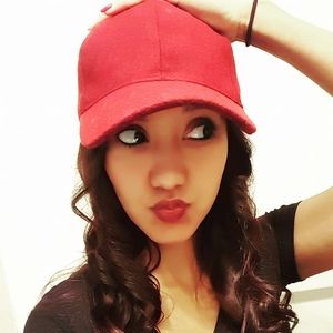 Meet your Posher, Becky