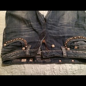 Miss Me bootcut size 31